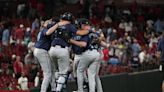 Dylan Moore's HR, Bryce Miller's 6 scoreless innings carry Mariners past Cardinals 6-1