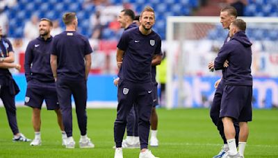 Kane, Bellingham and thousands of England fans land for Euros showdown