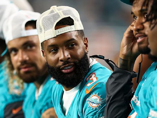 Moment Odell Beckham Jr witnesses Miami's Tyreek Hill being handcuffed