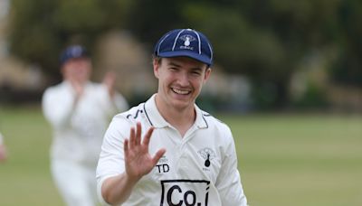 Cricketer attempts world record for longest run-up while raising money for Mind