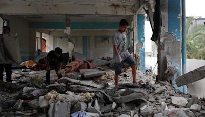 Israeli Airstrike on School Kills Dozens of People in Gaza