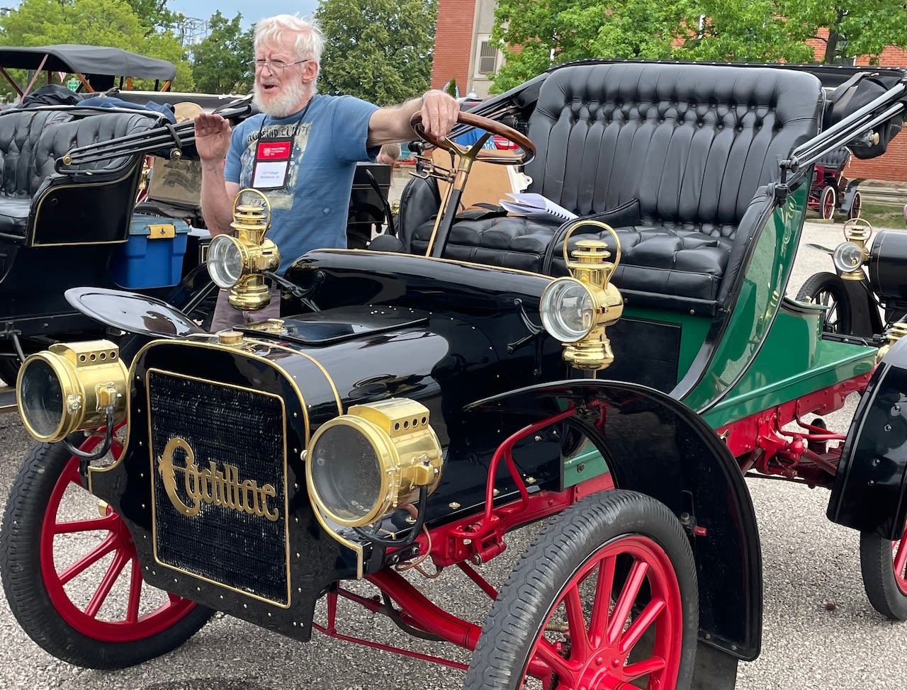 Vintage Car Club of America tours Medina County