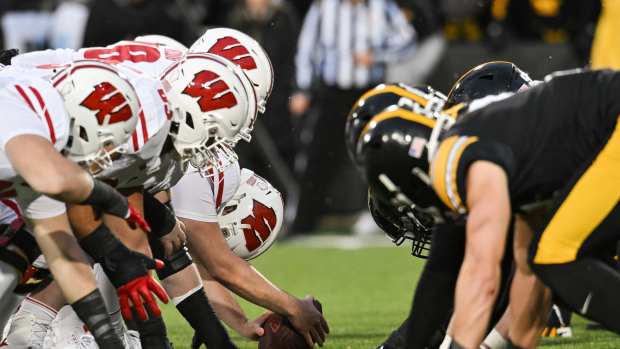 T.J. Hockenson Reluctantly Predicts Wisconsin Badgers to Beat Iowa