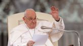 Pope Francis urges end to 'spiral of violence' in Middle East