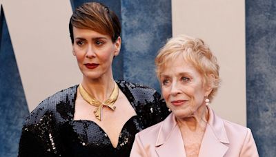 Sarah Paulson says living separately from girlfriend Holland Taylor is 'secret' to relationship