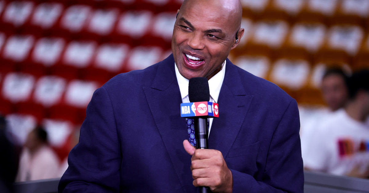 Charles Barkley calls on Philadelphia 76ers fans to pack Wells Fargo Center ahead of Game 6 vs. New York Knicks