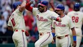 Harper homers, Wheeler strikes out 11 as Phillies complete 4-game sweep of Giants with 6-1 win