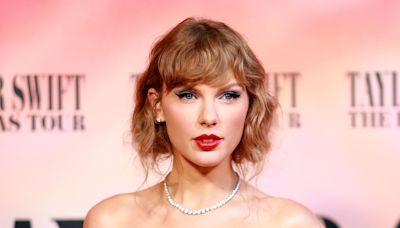 Taylor Swift distracted fans from having 'work done' on her face, says doctor