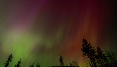 You might be able to see the northern lights this weekend. Here’s what the solar forecast says.