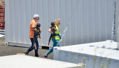 Encuentran a una persona sin vida al limpiar el cayuco que llegó el domingo a El Hierro