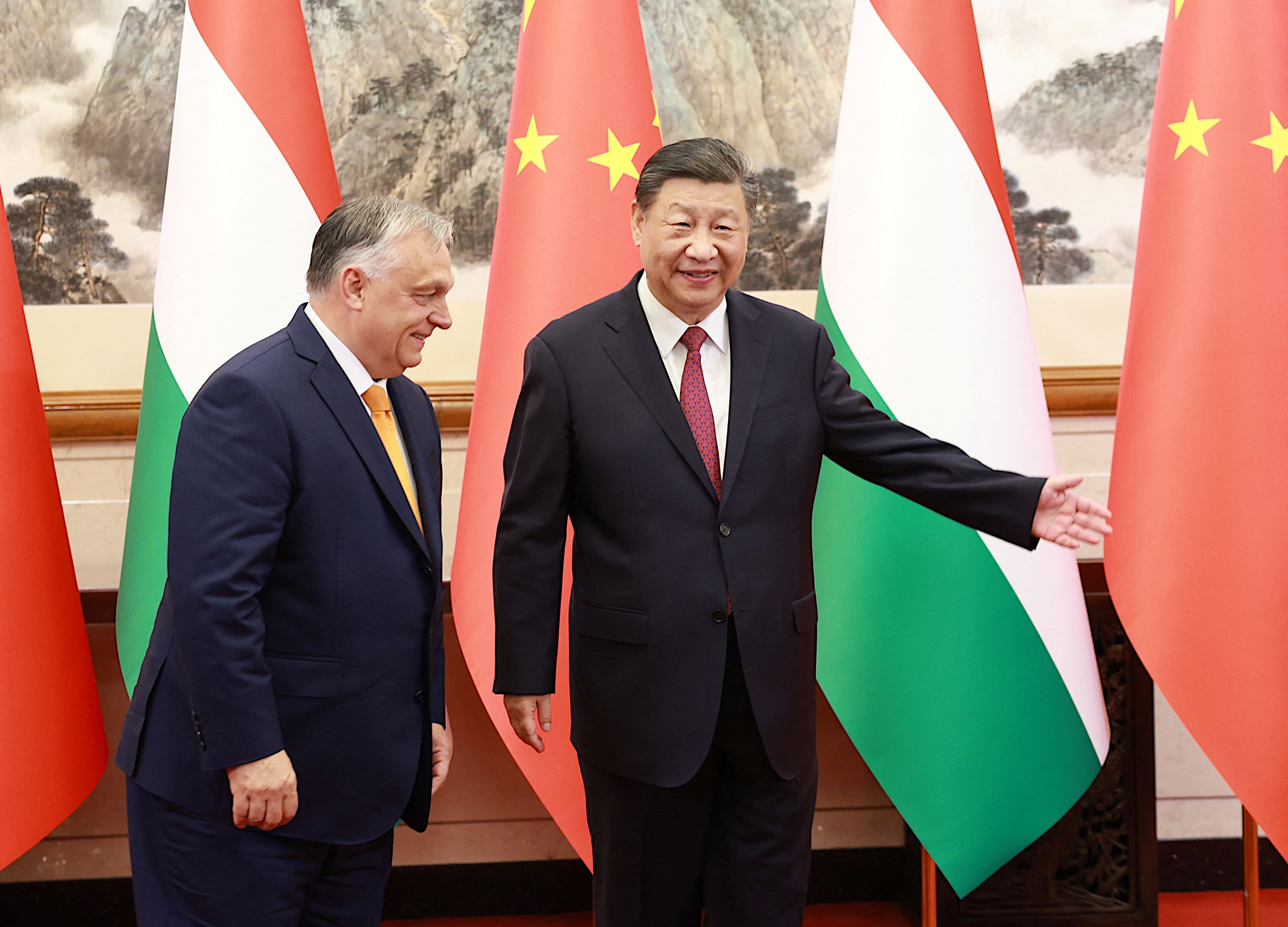 Putin’s multipolar world takes shape with Orban in Beijing, Modi in Moscow