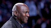 Michael Jordan realiza importante sonho e vai as lágrimas