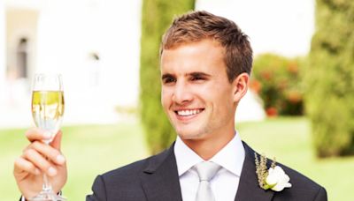 Groom kicks best man out of wedding reception after he proposes during his speech