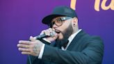 A.B. Quintanilla replaces dropped performance with surprise show