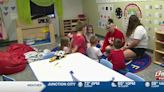 Topeka preschoolers prepare to celebrate moms