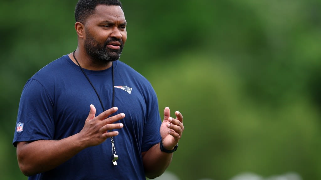 How many wins does Jerod Mayo need for 2024 season to be successful?