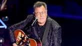 Vince Gill to play Nashville's Ryman Auditorium for multi-night residency