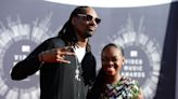 Snoop Dogg's 24-year-old daughter says she suffered a severe stroke