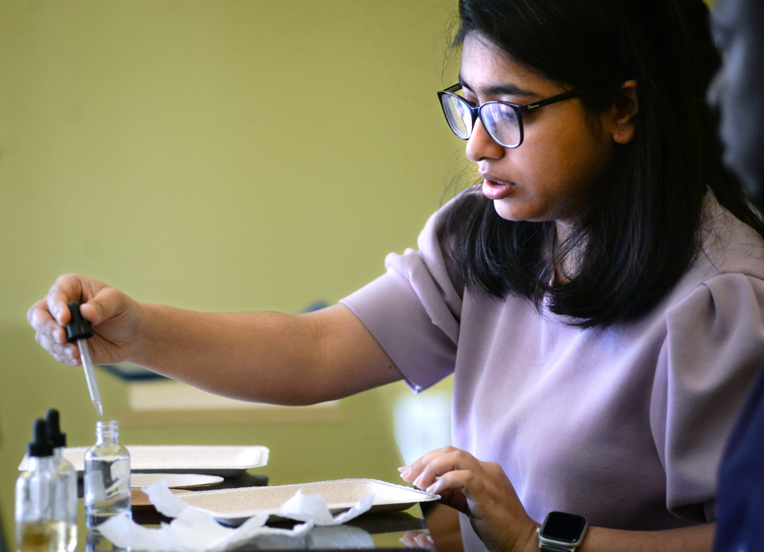 Maine scientists are testing tree pulp and seaweed as PFAS alternatives