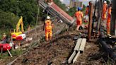 Storm Debi continues to disrupt thousands of passengers’ journeys as trains cancelled and planes grounded