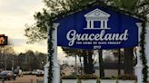 How to Watch Elvis’ Concert Special Christmas at Graceland Online For Free