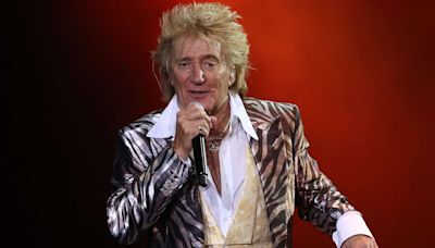 Rod Stewart Cancels 200th Las Vegas Residency Show Due to Strep Throat: 'I'm Desperately Sorry'