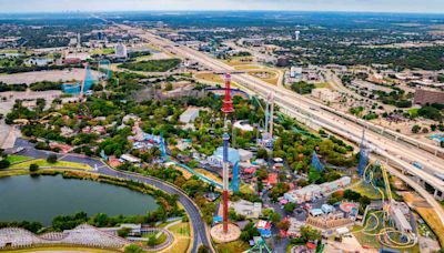 Six Flags Guests Leap Into Water After Roaring Rapids Raft Ride Malfunctions and Leaves Them Stranded