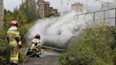 La media hora de apagón eléctrico y desconcierto total que generó un pavoroso incendio en Gijón: 'Oímos una explosión'