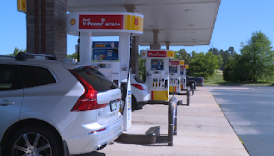 Tennessee's average gas prices fall again, among least expensive states - WBBJ TV