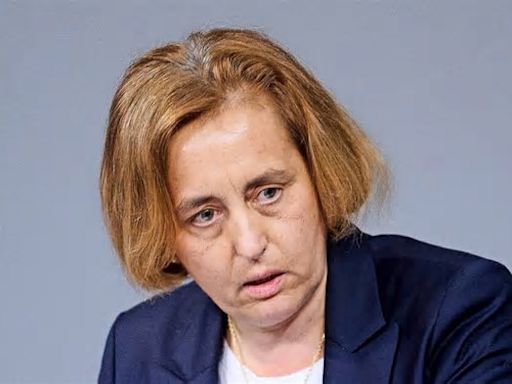 Ribnitz: Beatrix von Storch (AfD) zeigt Schulleiter an – wegen Polizei-Aktion