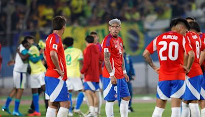 “Está en la cuerda floja”: en Sudamérica apuntan a Ricardo Gareca tras la nueva caída de la Roja - La Tercera