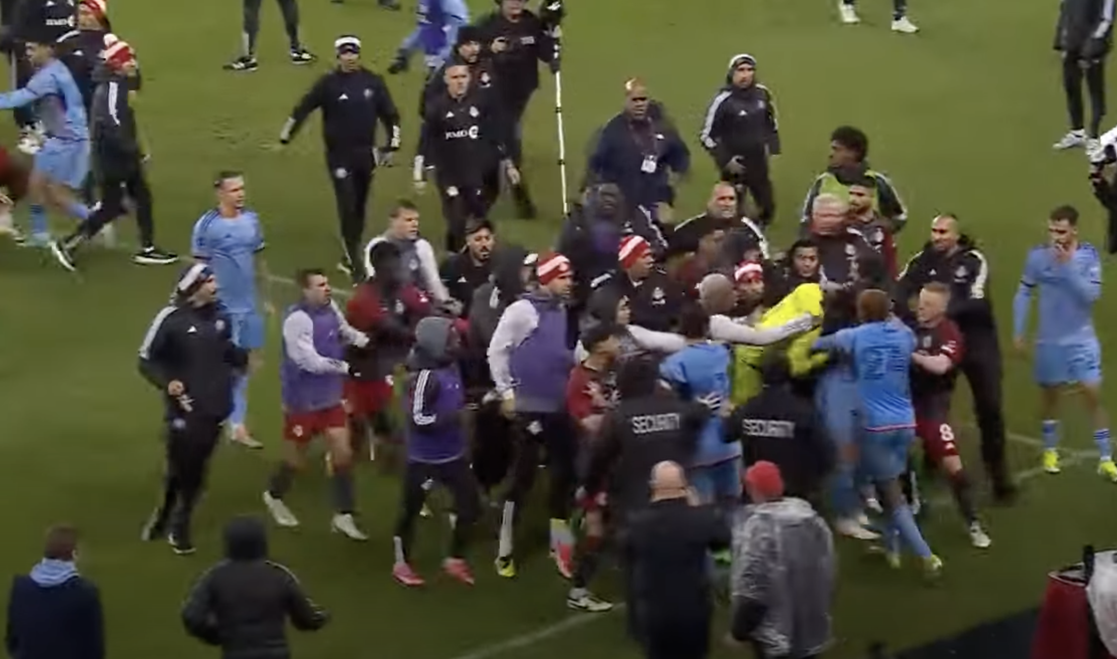 Toronto FC loss to NYCFC ends with violent brawl - Soccer America