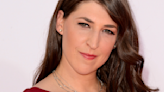 ‘Jeopardy!’ Fans Throw Fire Emojis as Mayim Bialik Shows Off New Look on Instagram