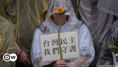 台灣立法院攻防戰：「國會改革」爭議重點一次看 – DW – 2024年5月24日