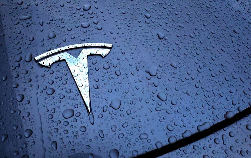 Tesla to lay off nearly 2,700 employees in Texas factory, notice shows