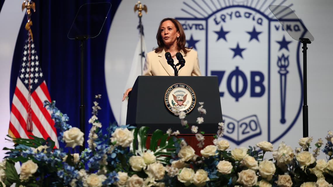 Kamala Harris campaigns in Indiana, offering visions of America’s future; ‘We are not going back’