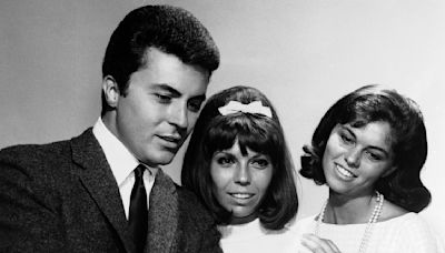 James Darren, TV director who played Moondoggie in the 'Gidget' films, dies at 88