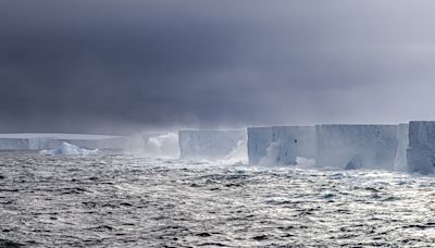 After Breaking Free, World’s Largest Iceberg Is Stuck Spinning in Circles