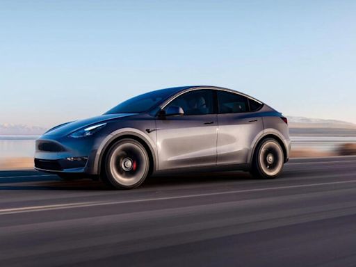 美版特斯拉 Model Y 入門車型竟然有「藏電」，額外付費可解放近百公里續航力