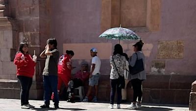 Golpe de calor en SLP: Síntomas y cómo tratar la deshidratación | San Luis Potosí