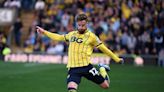 Joe Bennett signs new deal to extend Oxford United stay