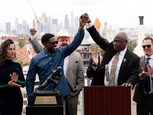 Reggie Bush has his Heisman back, won’t drop beef with NCAA