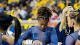 Women's gymnastics defeats No. 1-ranked Oklahoma on senior night