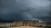 Schloss Versailles wegen Feuer kurzzeitig evakuiert