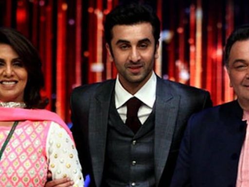 When Ranbir Kapoor Recalled Rishi and Neetu Kapoor's Fights: 'I Remember Hearing Them Break...' - News18