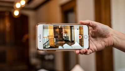 Got an Old iPhone or Android? Turn It Into a Home Security Camera for Free