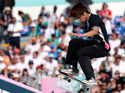 Japan's Horigome bests U.S. duo in skateboard