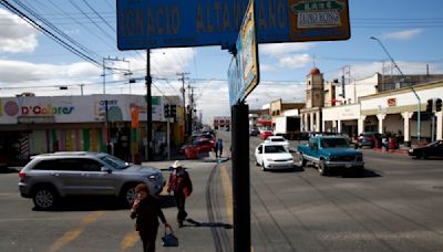 'Swarm' of earthquakes rattle south of U.S.-Mexico border. Shaking felt across San Diego