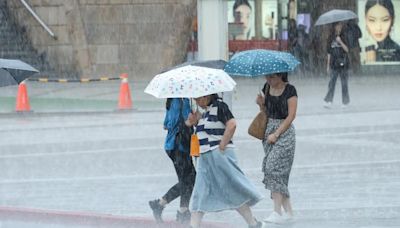 快訊／台北等15縣市「大雨特報」！午後對流爆發 一路下到晚上