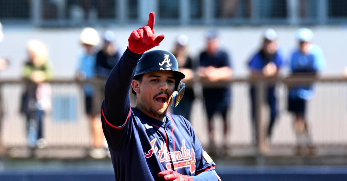 Braves Calling Up Nacho Alvarez to Replace Ozzie Albies